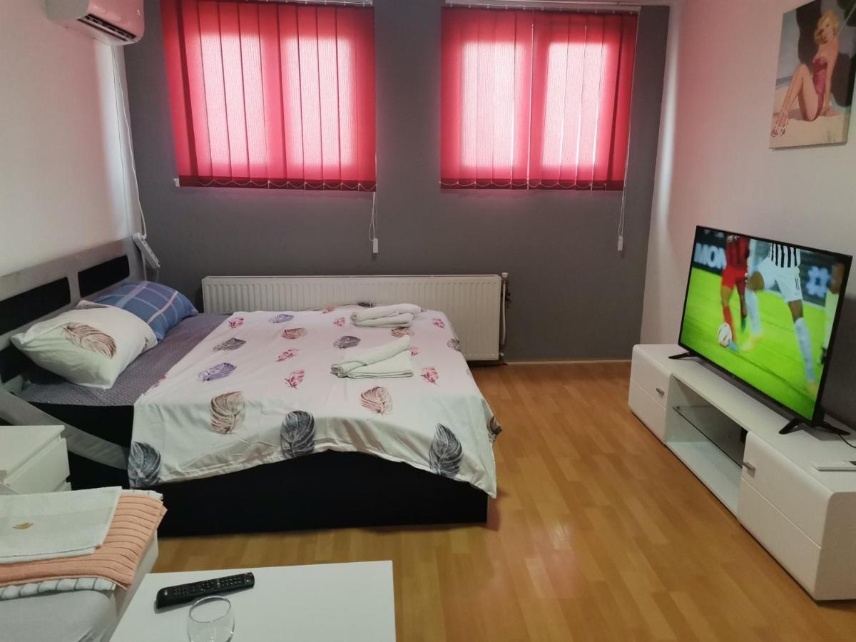 Vip Rooms Prenociste 026 Semendire Dış mekan fotoğraf